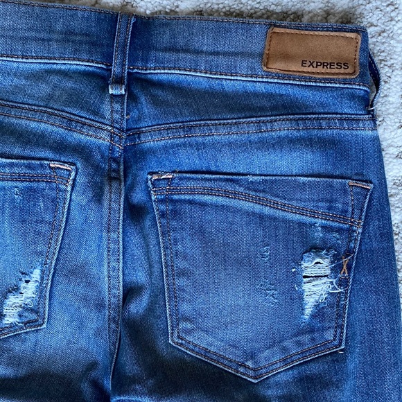 •Express• Distressed Mid-Rise Barely Boot Bootcut Jean - Picture 13 of 15